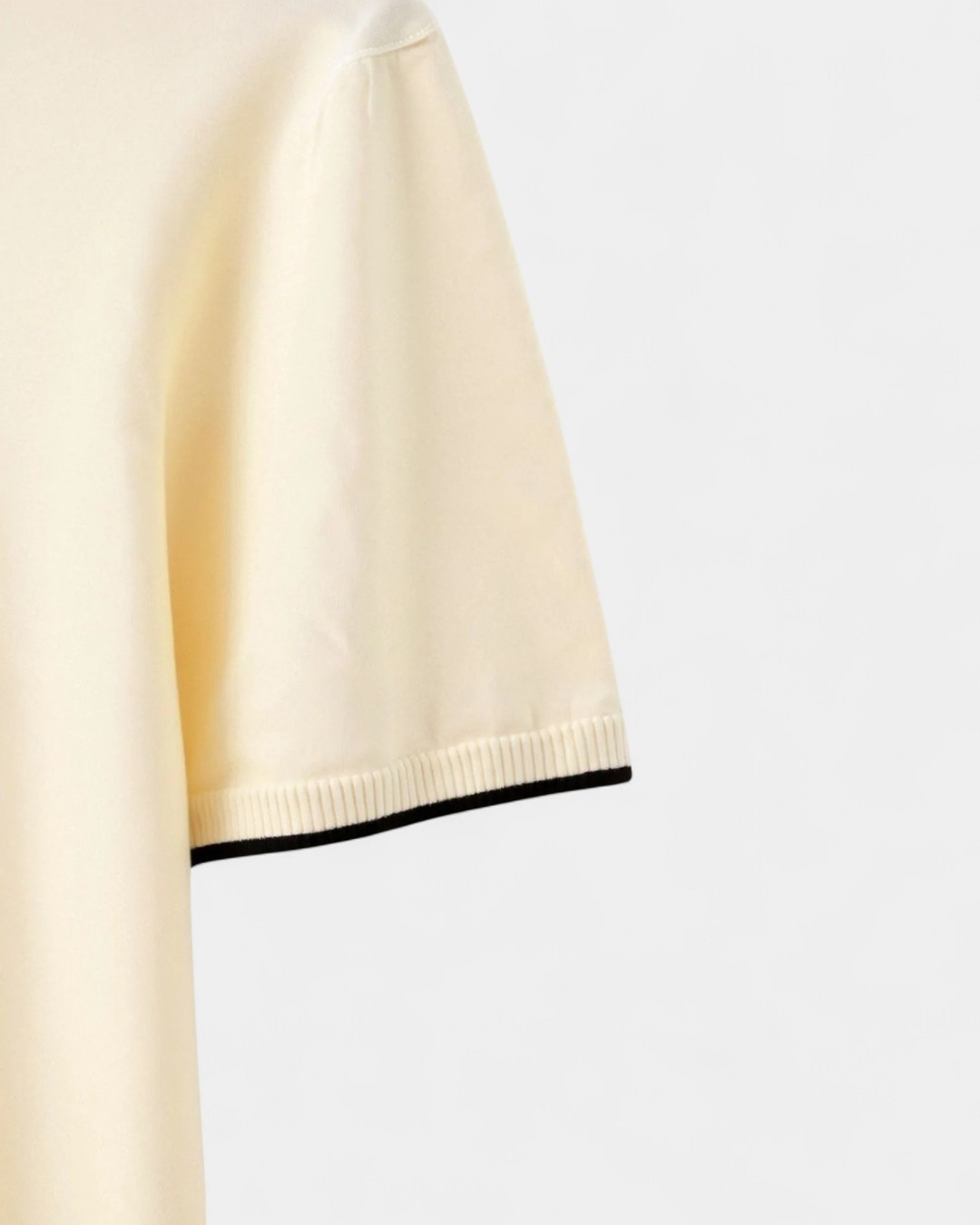 Refined Elegant Contrast Polo