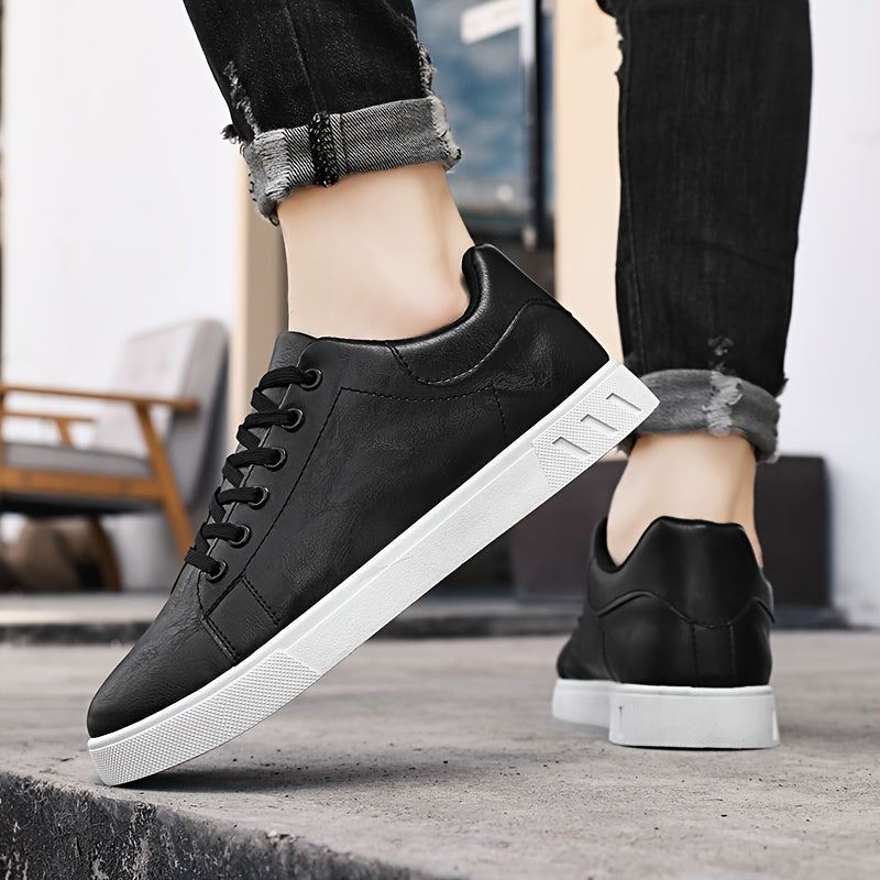 Classic Court Sneaker | Tijdloze Look | Strakke Contrasten